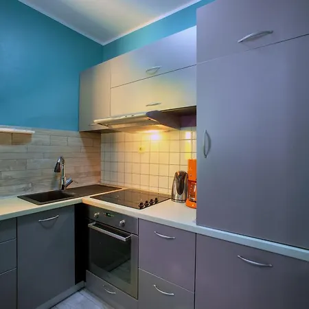 Barbara アパート スクラーディン